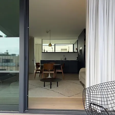 Rietveld Design - Penthouse Ii شقة